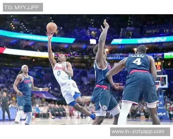 快船豪取四连胜状态火热能否在季后赛中实现北伐梦想