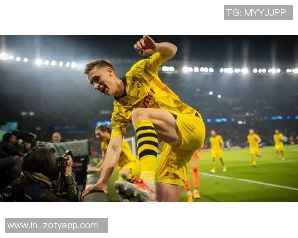 赫韦德斯谈多特魅力与施洛特贝克的成长挑战